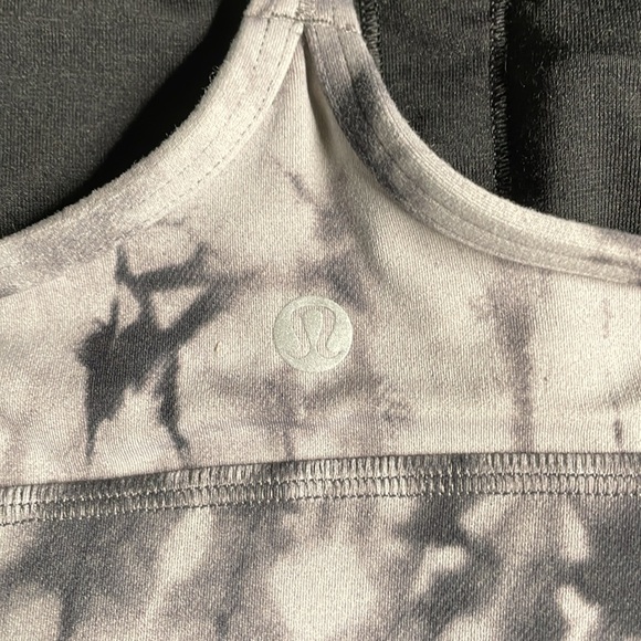 Lululemon Flow Y Sportbra - Picture 5 of 7